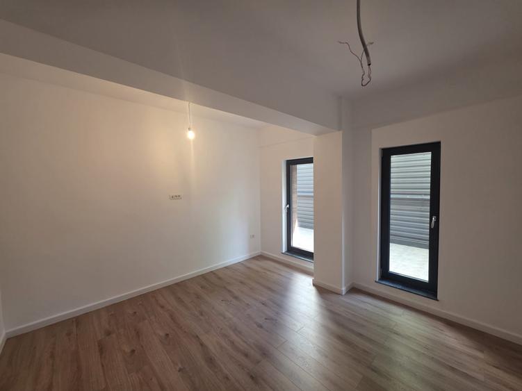 PIPERA APARTAMENT 4 CAMERE FINISAT MODERN | 2 LOCUEI PARCARE