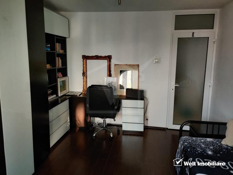 Apartament 4 camere in zona Plopilor