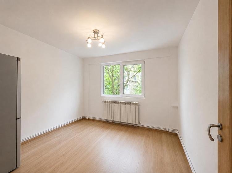 2 camere transformat in 3 | Centrală proprie | Metrou Lujerului