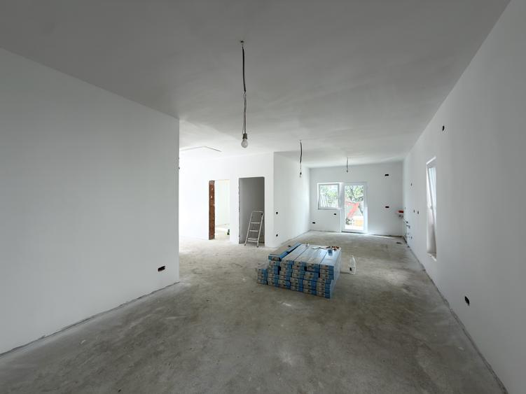 Duplex 3 camere, P+Pod, 80mp utili, 275mp teren in Utvin