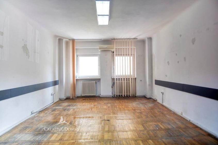Universitate - Spatiu de birouri, 80 mp, 3 camere