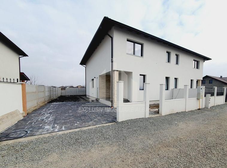 Casa tip duplex | 120 mp | Bucataria Mobilata | Dealul Furcilor