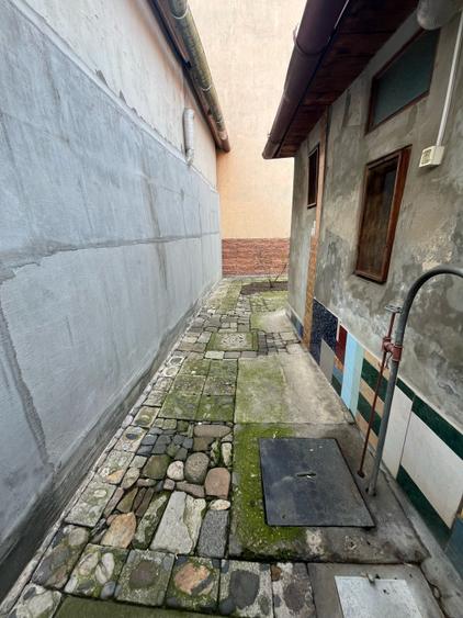 Casa 2 camere, 70mp, 130mp teren, BT ARENA