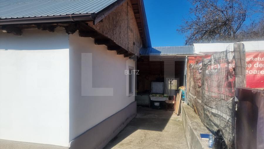 Casa renovata plus teren 2000 mp ,VARBILA - 13