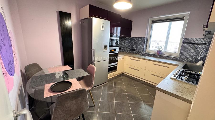 Închiriez apartament, 7/7, cu suprafață utilă de 67 m² (+logie 7m² ), AC,boxa. - 4