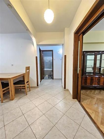 Inchiriere apartament 3 camere 2 bai Tudor B.dul 1 Dec 1918