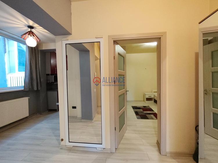 CENTRU TOMIS MALL - 2 Camere stradale in vila interbelica !