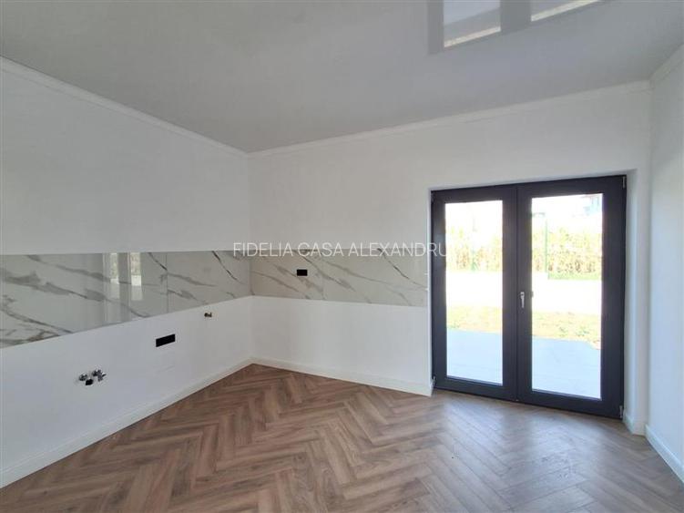 Casa plan parter Breazu - Platoul Marzesti - 11