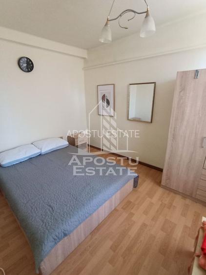 Apartament cu 2 camere de închiriat- zona Blv. Victor Babes