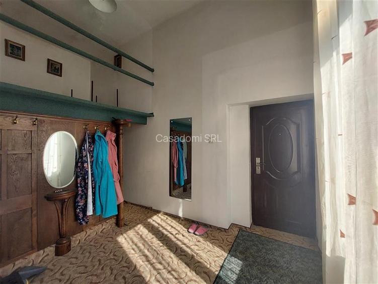 Apartament pentru birou, zona P-ta Avram Iancu - 17