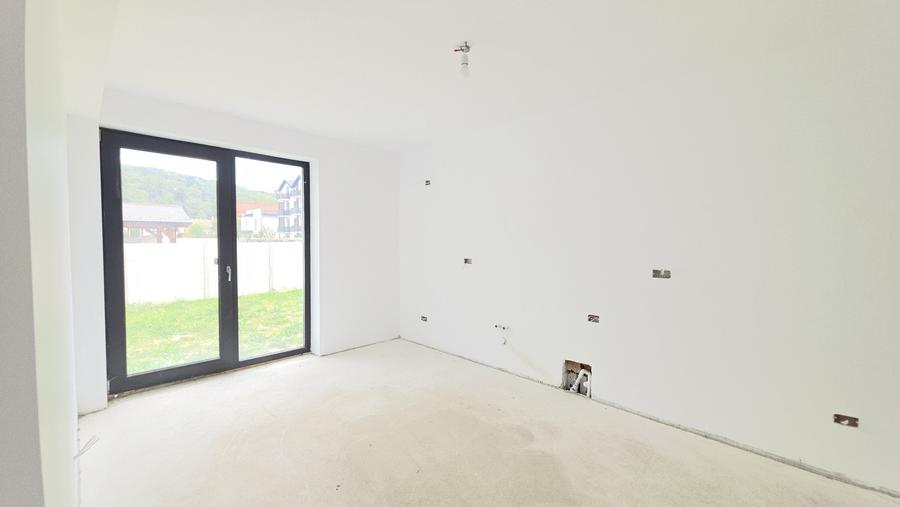Casa individuala cu 4 camere, teren 500mp, zona Primaverii, Rasnov