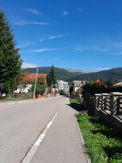 Casa Vila Pensiune Busteni de vanzare 10 camere , 2 garaje