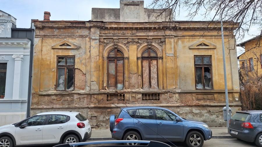 REV2004758 Vila de epoca cu proiect de extindere I Zona Unirii