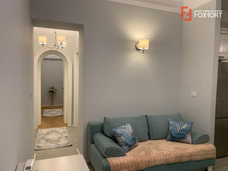 Apartament cu 3 camere, parter inalt - Central