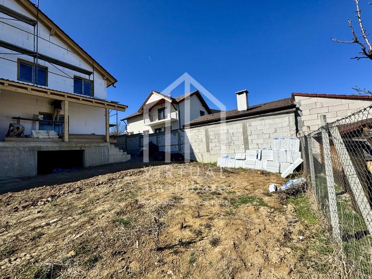 Casa de tip duplex - 110 mp utili, curte de 175 mp - Calea Cisnadiei