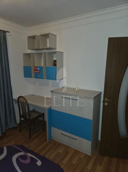 Apartament 3 camere în zona COMPLEX BIG