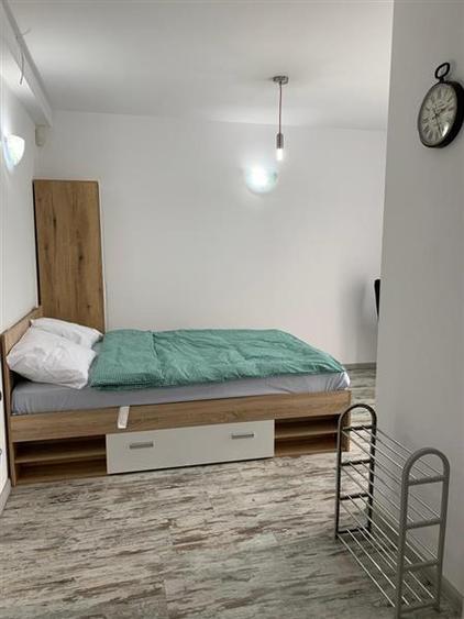 INCHIRIERE VILA 14 camere, Bariera Bucov