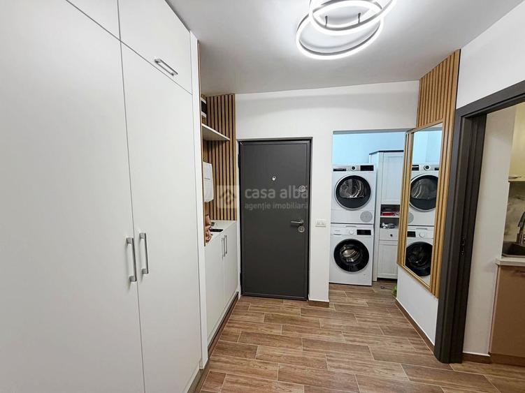 Pacurari - Scoala I. Creanga, 2 camere renovat integral, gata de mutare