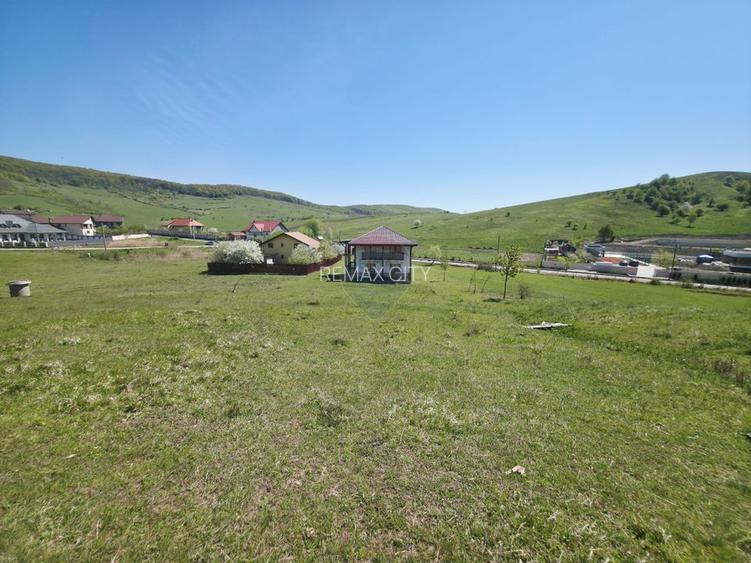 Casa  si  teren zona Balaurul - 36