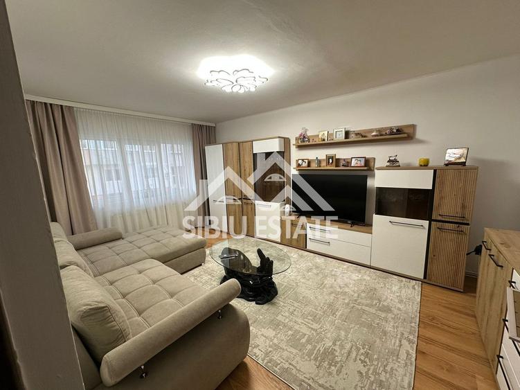Apartament decomandat cu 3 camere 65mp utili, Turnisor