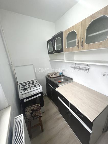 Garsonieră decomandată, Centru - 5