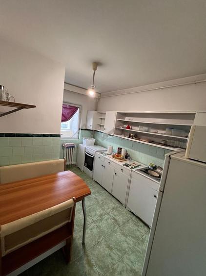 Apartament 3 camere tatarasi-Metalurgiei