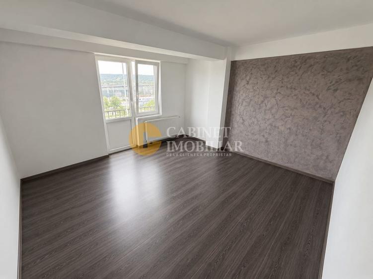 3 CAMERE DECOMANDAT--ETAJ 1-- ROND MALL MOLDOVA