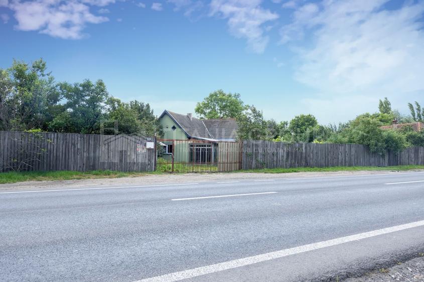 Casă cu teren 2.200 mp și deschidere la DN13 | Zonă mixtă | Brașov, Stupini