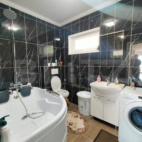 Casa 4 camere, 200 mp, 1050 mp teren, zona Ciurbesti