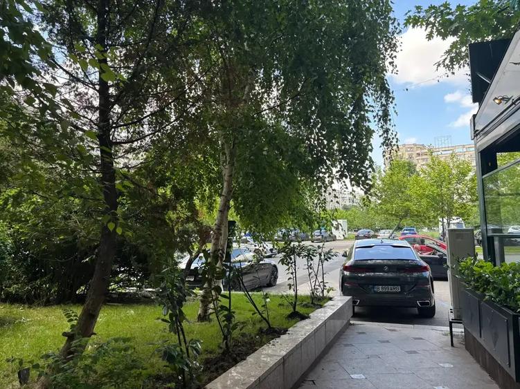 Apartament 2 camere 70 mp Rond Alba Iulia Pretabil Birouri Nemobilat