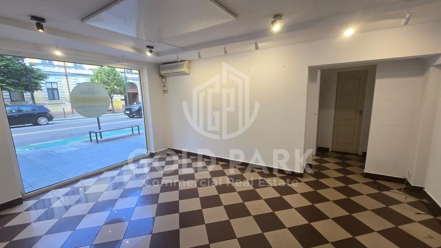 Spatiu Comercial - Ultracentral - Vitrina la Strada