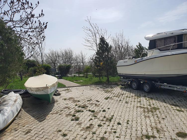 Mamaia Sat-malul lacului, apartament 2 camere,70mp, mobilat,utilat, parcare