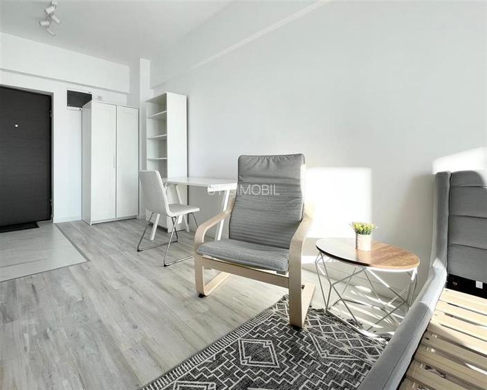 1 CAM CENTRU PALAS , PARCARE,PRIMA INCHIRIERE UNIREA TOWERS DEC - 430EUR - 8