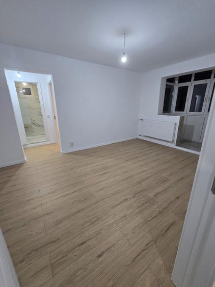 Apartament 3 camere, zona progresu , targu frumos