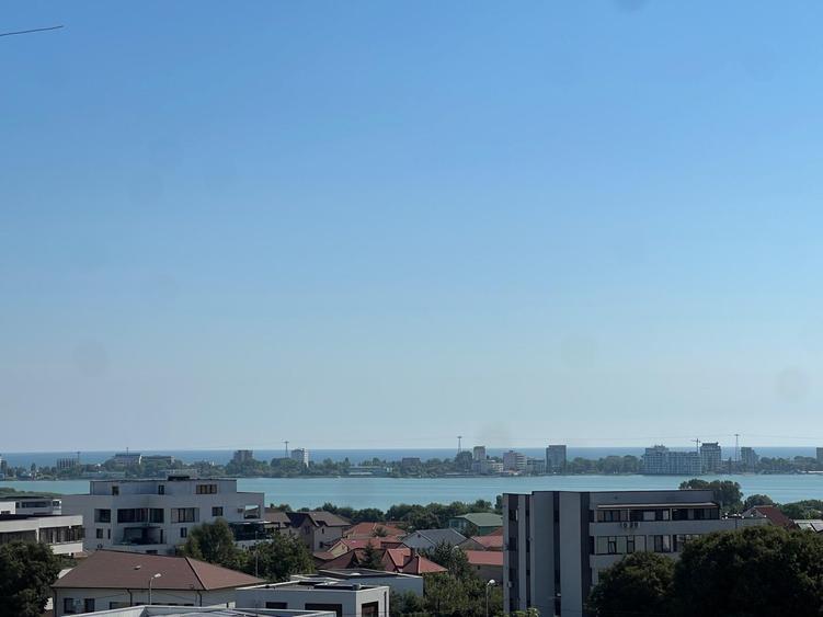 Apartament modern cu 3 camere și terasă, (optional  3 locuri parcare) -180.000 €