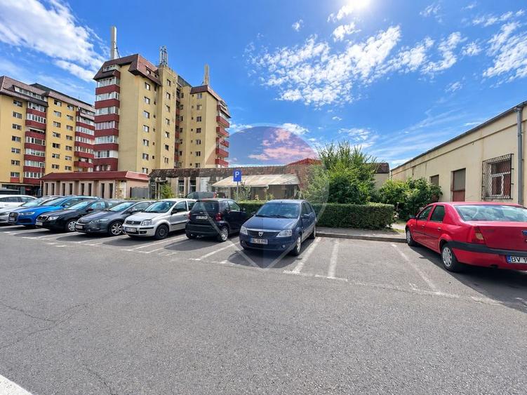 OPORTUNITATE! Spatiu cu vad comercial format !