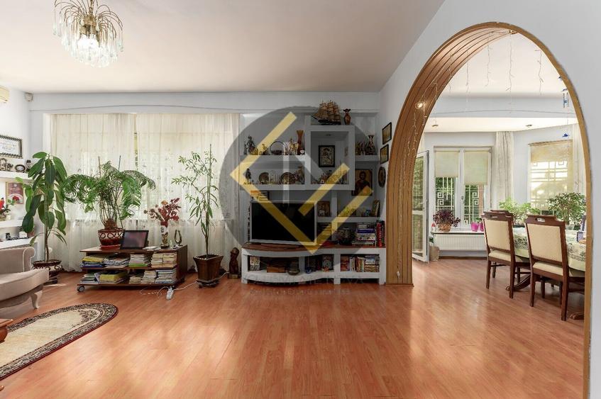 Bucureștii Noi Damaroaia Vilă individuala Elegantă teren 557mp