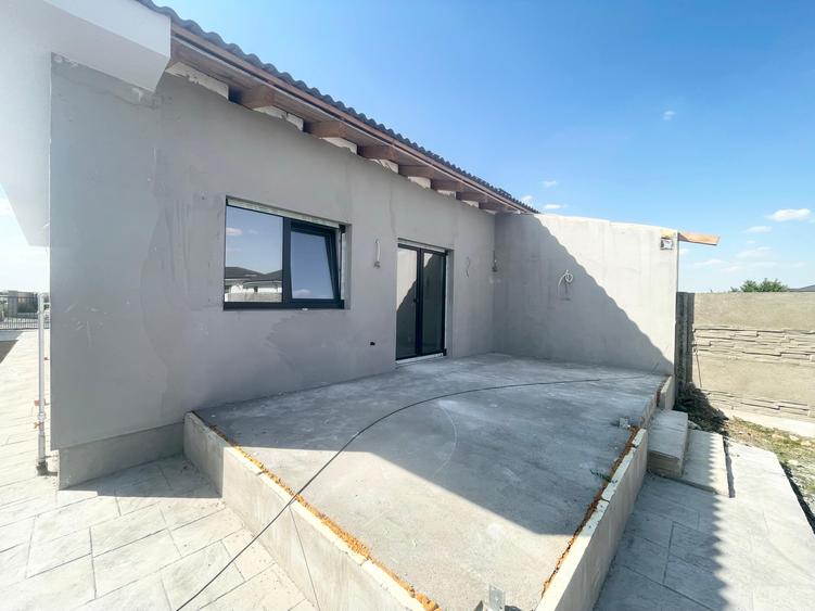 Duplex 3 camere si spatiu tehnic - Mosnita Veche