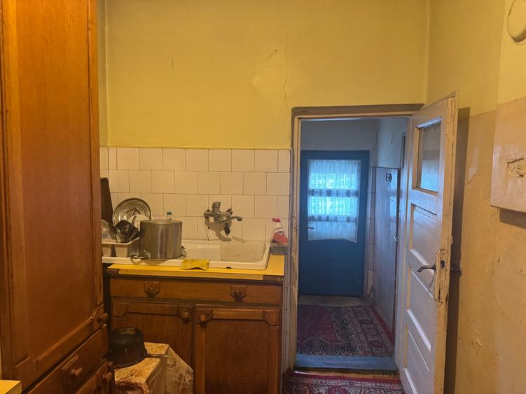 Vând casă zona Anadalchioi pe parter 181 mii euro