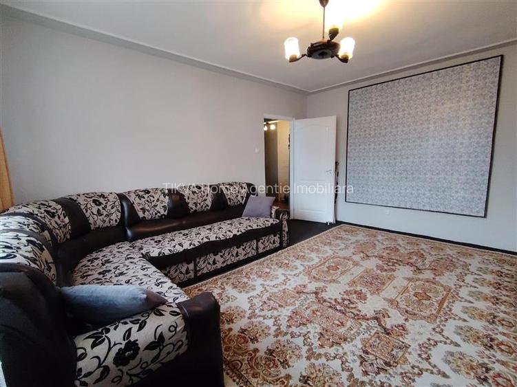 Apartament cu 2 camere (Gheorgheni, Cart. Florilor, 50 C)