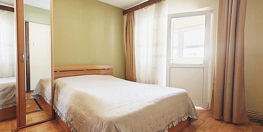 COMISION 0% Apartament 3 camere decomandate/2 băi/balcon/pivniță/Siretului