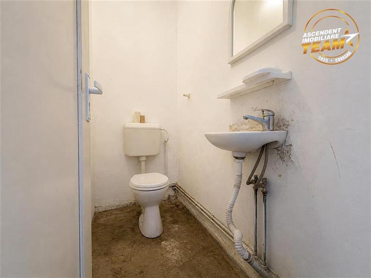 Spatiu comercial vitrinat, cu dublu acces 257 mp Sfantu Gheorghe