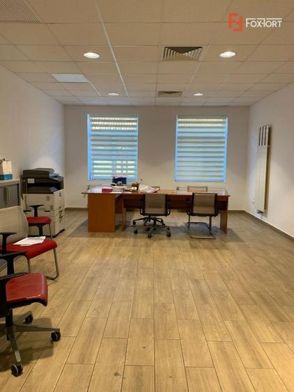 Spatiu comercial cu 12 incaperi si suprafata de 630 mp, zona Mircea cel Batran
