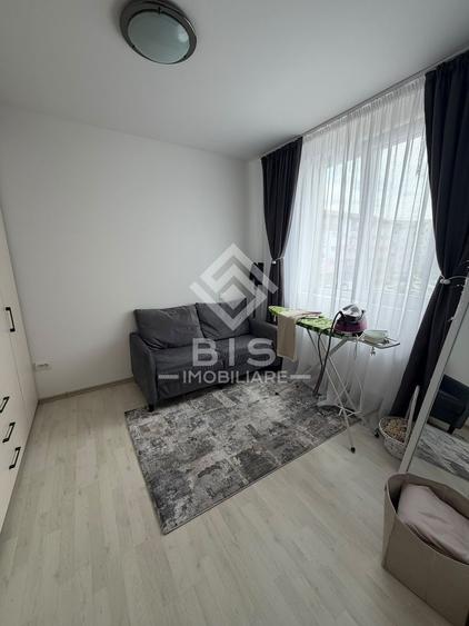 Apartament de vanzare 3 camere mobilat si utilat