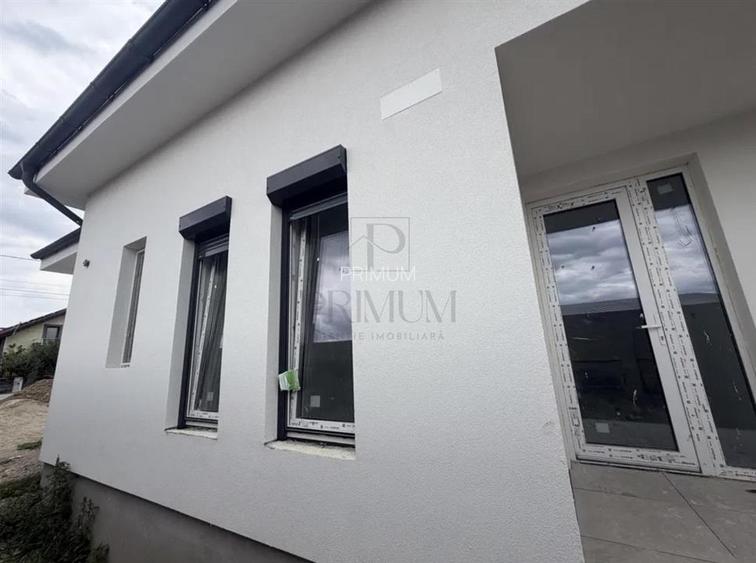 GIROC - DUPLEX PE PARTER - TEREN GENEROS - ZONA EXCELENTA