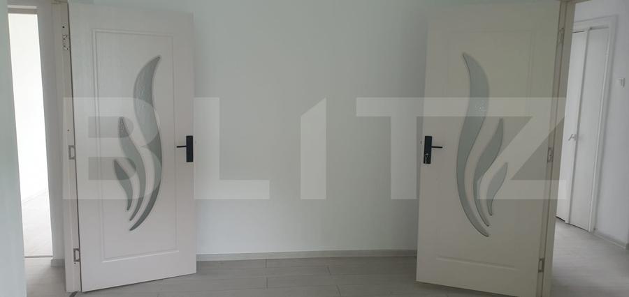 Apartament cu 3 camere, semidecomandat, renovat, nemobilat in Vatra Dornei
