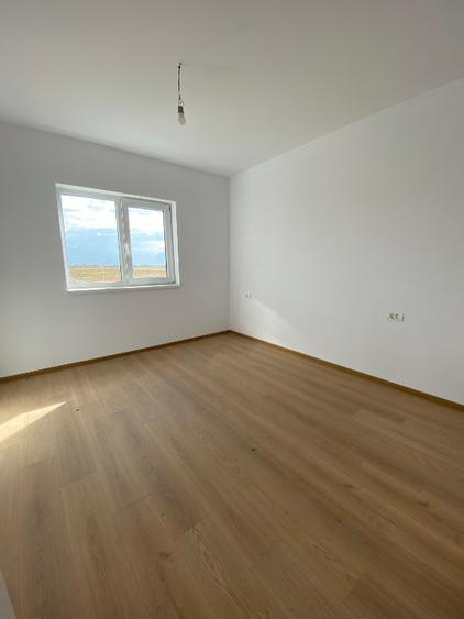 Duplex 1/2 - P+1+M, 160 mpU+terasa, 3 bai, 290 mpT - VANZATOR p. fiz, COMISION 0