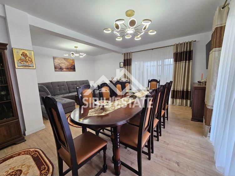 Casa 4 camere 3 bai Selimbar Brana