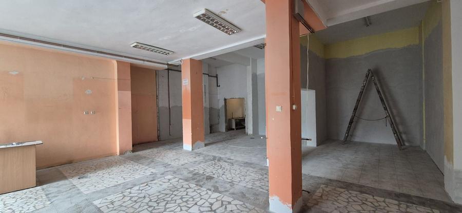 De inchiriat spatiu comercial 240mp-zona Diamant