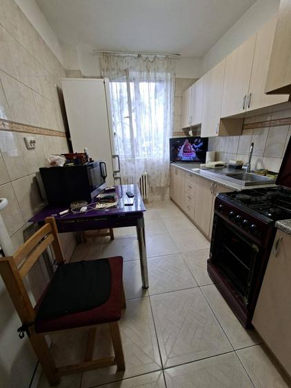 Apartament 2 camere, semidecomandat, zona Nord, Ploiesti